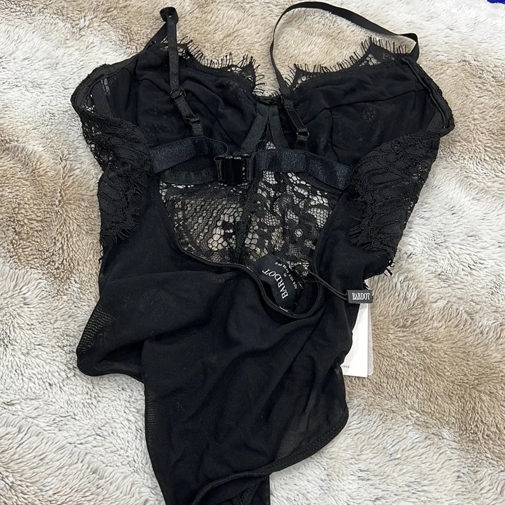 Bardot Britney Bodysuit in Black - Picture 7 of 9